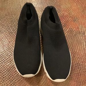 Vince slip on tennis shoes. Dressy and hardly worn